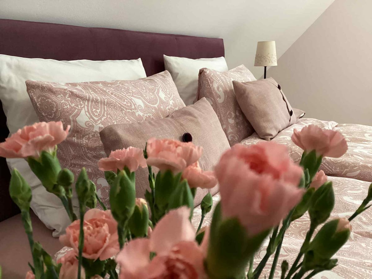 Rose Apartment